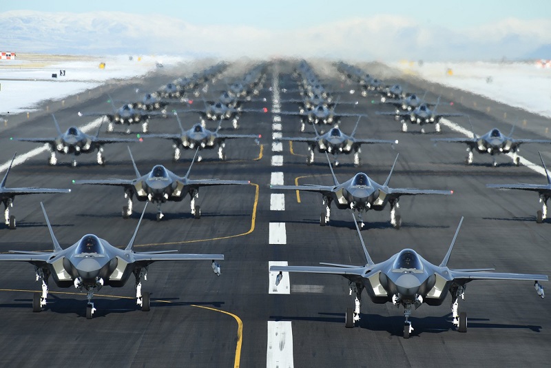 Formación de F-35A de la Fuerza Aérea de los Estados Unidos. (foto USAF) 